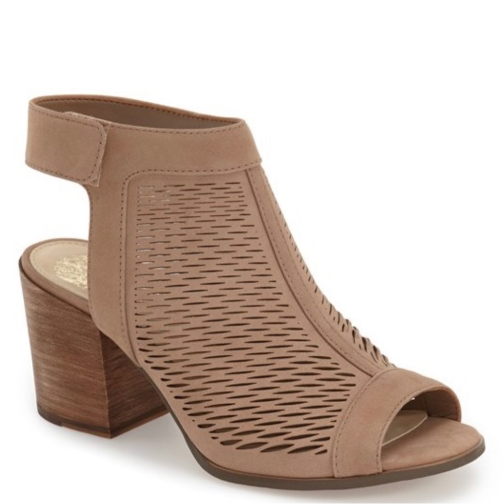 VINCE CAMUTO VC Layette